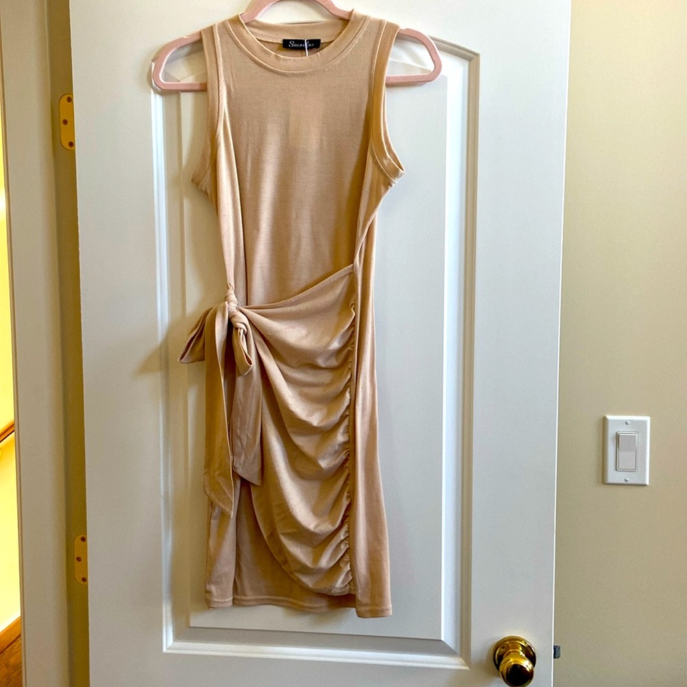 🆕 Beige coloured mini tank dress in size S